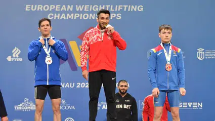 Harun Algül, Avrupa Halter Şampiyonası’nda koparmada altın madalya kazandı