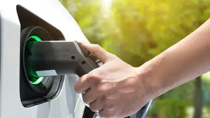 Türkiye'de elektrikli araç şarj istasyonları 11 bini geçti