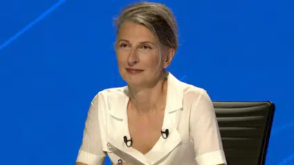 Prof. Dr. Nuray Mert siyasi yorum yazılarına son verdiğini açıkladı