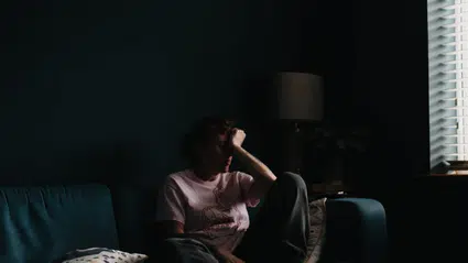 Tek başına olmak insanlara iyi geliyor mu? Yalnızlık ölümcül bir sağlık tehdidi!