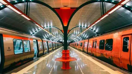 İstanbul'da metro ve tramvay seferleri arıza nedeniyle durdu