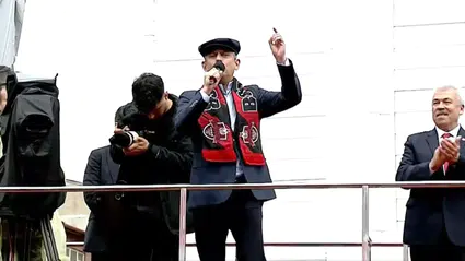 Özgür Özel’den Yozgat mitinginde Erdoğan’a sert çıkış: Sen geçmişin mağdurusun, bugünün zalimisin!