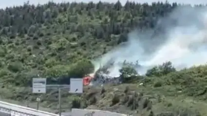 İstanbul Arnavutköy’de ormanlık alanda yangın çıktı