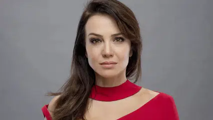 Deniz Uğur'dan boykot paylaşımı yapan oyunculara: Patlak egolu kağıttan bebekler sizi