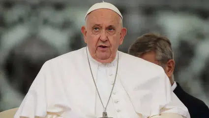 Papa Francis, yüz binlerce kişinin katıldığı cenaze töreniyle son yolculuğuna uğurlandı