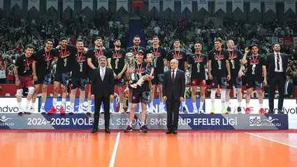 Ziraat Bankkart, Efeler Ligi'nde 4. kez şampiyon oldu