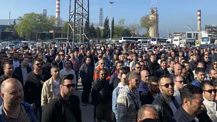 TÜPRAŞ işçileri yüzde 28’lik zamma karşı eylemde: Talepleri yüzde 73 zam ve 2 yıllık sözleşme