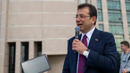 Ekrem İmamoğlu'ndan 200'ün üzerinde suç duyurusu
