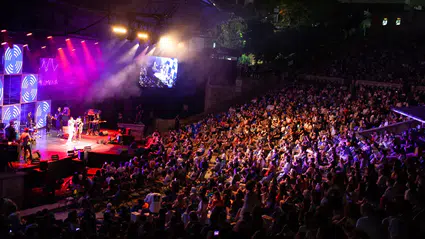 Harbiye Açık Hava Tiyatrosu 2025 yaz sezonunu ünlü sanatçılarla açıyor