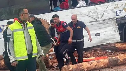 Çanakkale'de feci zincirleme kaza: 8 ölü, çok sayıda yaralı