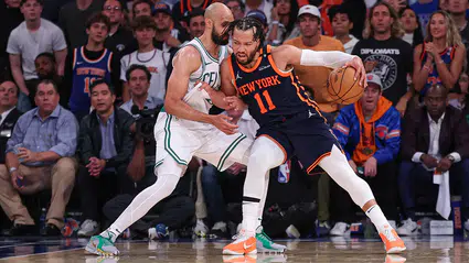 New York Knicks ve Minnesota Timberwolves konferans finaline bir maç uzakta