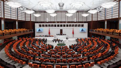 Muhalefetin önerge zaferi