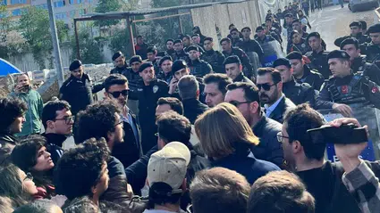 Boğaziçi Üniversitesi’nde Nureddin Yıldız protesto edildi: Üniversitemizde istismarcılara yer yok