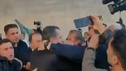 Özgür Özel’e saldırı sonrası koruma ekibine tepki yağıyor