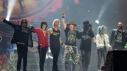 Guns N' Roses'ın İstanbul konseri öncesi kulis menüsü sosyal medyada gündem oldu