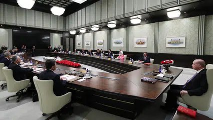 Kabine değişikliği iddiaları yeniden gündemde: 8 bakan gidiyor, 2 yeni bakanlık geliyor