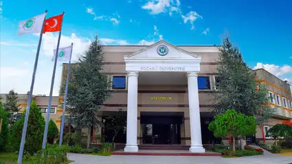 Engelli tuvaleti için öğrenciden bağış istenmişti: Kocaeli Üniversitesi 12 milyonluk araç kiralamış