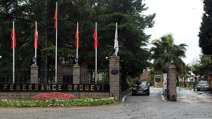 Bazı emekli askerlerin orduevine girişlerine yasak getirildi