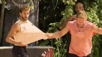 İsmail Balaban, Batuhan Karacakaya’yı yaka paça sürükledi!