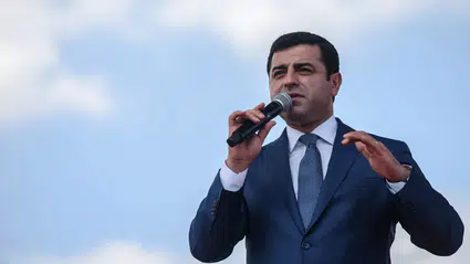 Selahattin Demirtaş: İran’a emperyal müdahale durmalı, PKK’nin silahsızlanma süreci hızla ilerlemeli