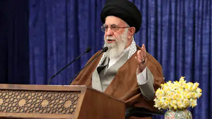 Hamaney: Büyük İran halkını, sahte Siyonist rejimine karşı elde edilen zaferden dolayı kutluyorum