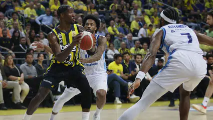 Fenerbahçe Beko, Türk Telekom’u 101-94 yenerek yarı finale yükseldi