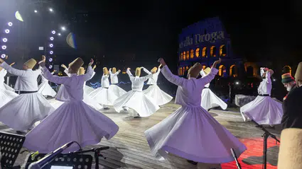 Roma'da Kolezyum'un önünde Mevlevi Sema Töreni gerçekleştirildi