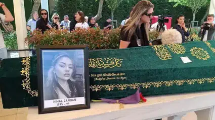 Nihal Candan son yolculuğuna uğurlandı: Benim çocuğum gitti, şimdi ne yapacağım?