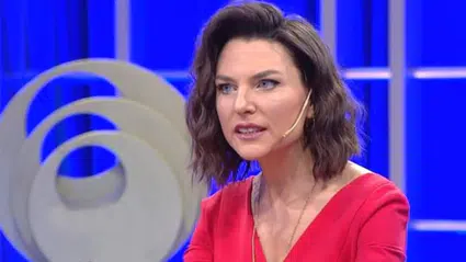 Ece Üner'in yurt dışı yasağı kaldırıldı, duruşma Eylül'e ertelendi