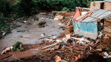 Güney Afrika’daki sel felaketinde hayatını kaybedenlerin sayısı 90’a yükseldi