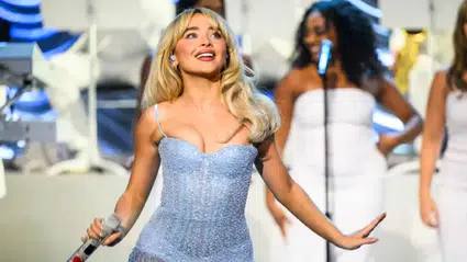 Aşırı cinselliğe düşkünlüğüyle bilinen Sabrina Carpenter yeni albüm kapağıyla eleştirildi: Kendini objeleştirdi