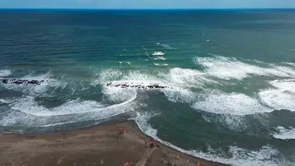 Art arda iki şehirde denize girmek yasaklandı!