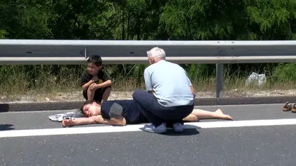 Kuzey Marmara Otoyolu’nda geri geri gelen araç kazaya neden oldu: Küçük çocuğun gözyaşları yürek dağladı