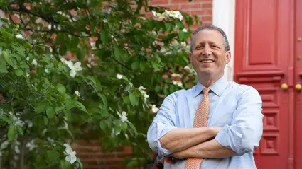 New York Belediye Başkan Adayı Brad Lander, ICE müdahalesine direndi