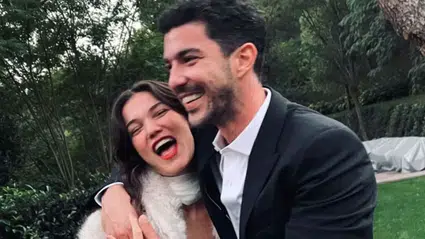 Pınar Deniz ilk kez oğlunun yüzünü gösterdi: İyi ki babamız