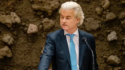 Hollanda’da hükümet düştü