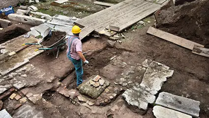 Polonya’da 5.500 yıllık “piramit mezarlar” keşfedildi