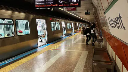 Taksim ve Şişhane metro istasyonları kapatıldı