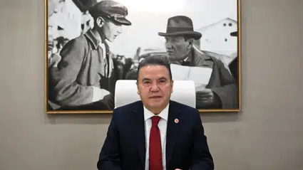 Muhittin Böcek yeniden hastaneye kaldırıldı