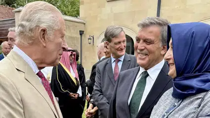 Abdullah Gül, Oxford’da Kral Charles ile bir araya geldi