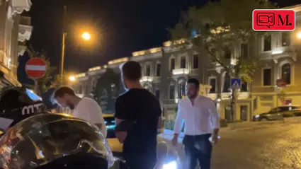 Ünlü yayıncı Mithrain’in arkadaşının motoruna canlı yayında BMW Z4’lü memur çarptı