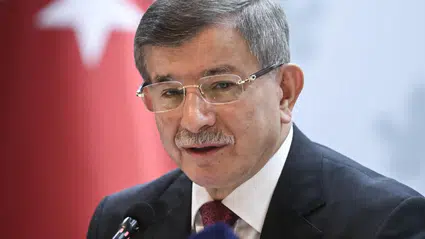Ahmet Davutoğlu’ndan orman yangınları için çağrı: TBMM acilen toplanmalı, milli seferberlik ilan edilmeli
