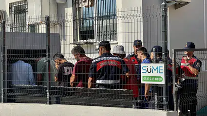 Kızılay Fethiye Şube Başkanı Burhanettin Tuna’nın bir oğlu uyuşturucu ticaretinden diğeri göçmen kaçakçılığından tutuklandı