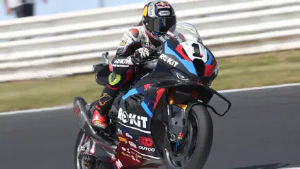 Toprak Razgatlıoğlu’ndan yakıt sınırlamasına tepki: Ducati hala uçuyor, biz yavaşladık