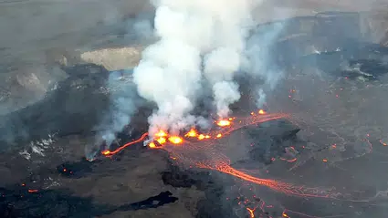 Hawaii'deki Kilauea Yanardağı tekrar lav püskürttü