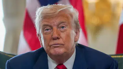 FBI'ın, Epstein dosyasından Trump'ın ismini sildiği iddia edildi