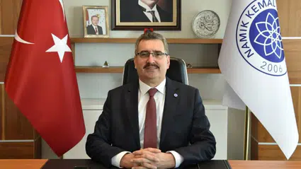 Rektör Prof. Dr. Mümin Şahin'in oğlu sınava girmeden hukuk diploması alabilmek için üç ülke gezmiş