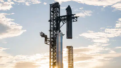 SpaceX Starship’in 10. test uçuşu yer sistemlerindeki arıza nedeniyle iptal edildi