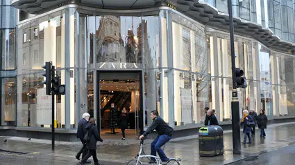 İngiltere, Zara reklamlarına yasak uyguladı