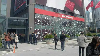 CHP, İstanbul İl Başkanlığı binasını kapatma kararı aldı: Yeni adres belli oldu!